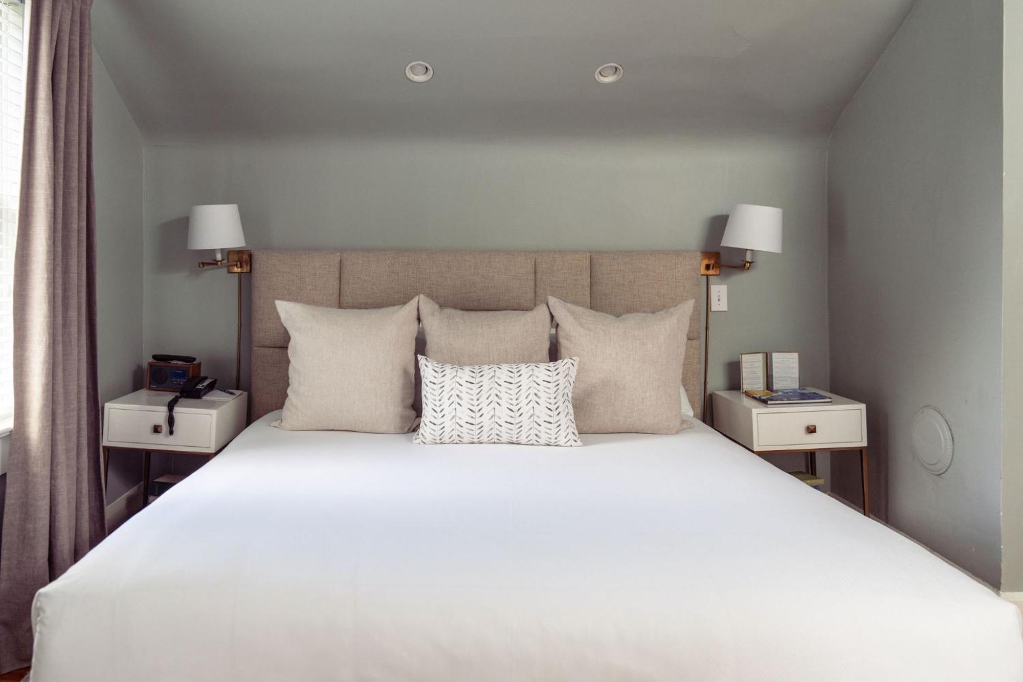 The Clifton Hotell Charlottesville Exteriör bild