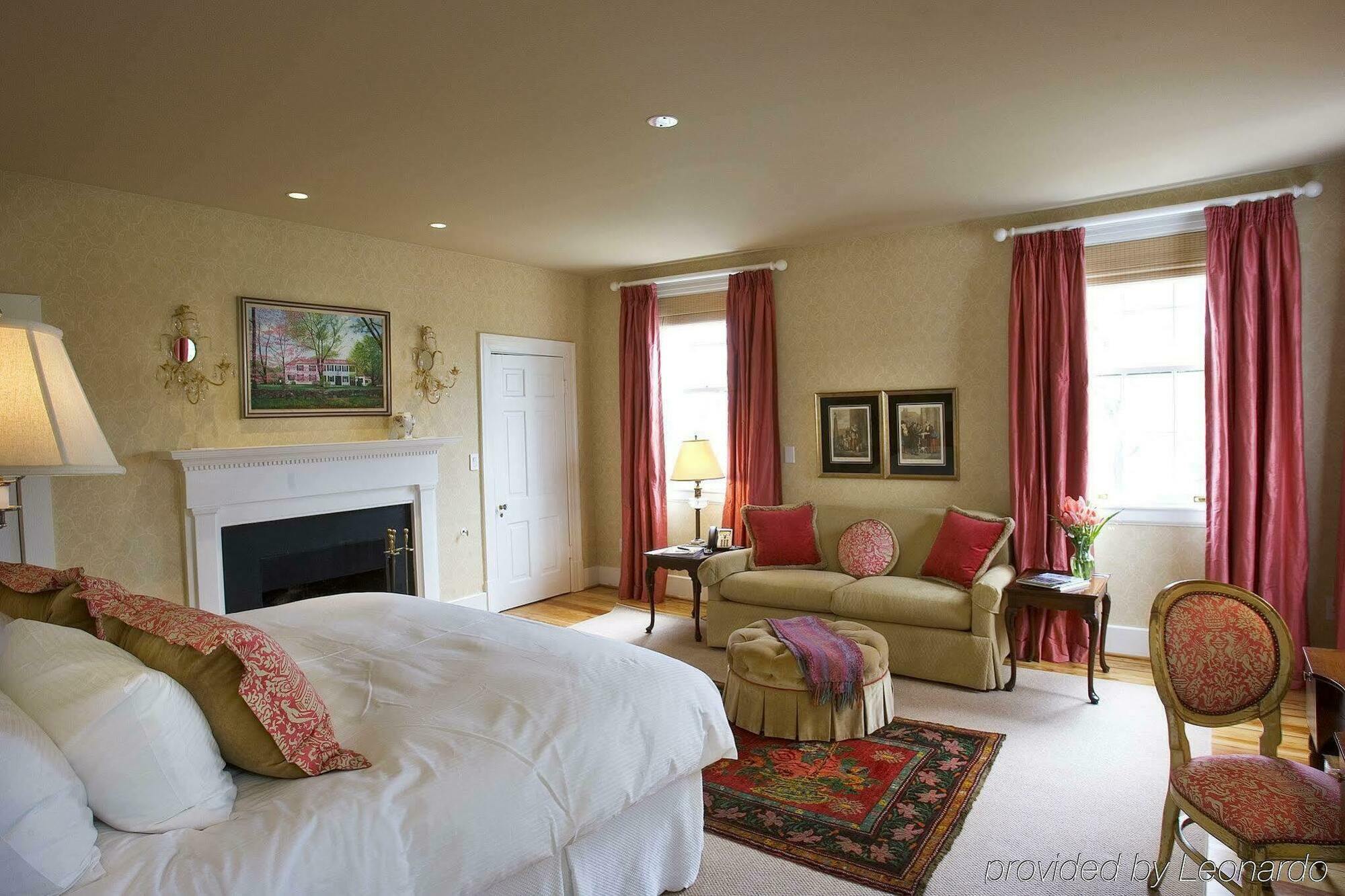 The Clifton Hotell Charlottesville Exteriör bild
